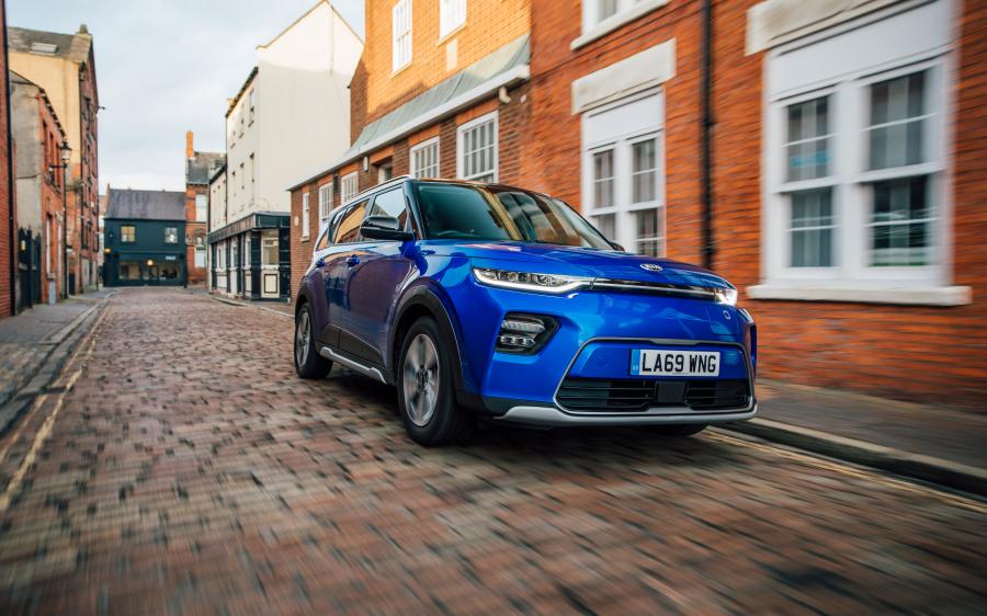  Kia Soul EV (SK3) 2019 года  (UK) (фото 17 из 40)